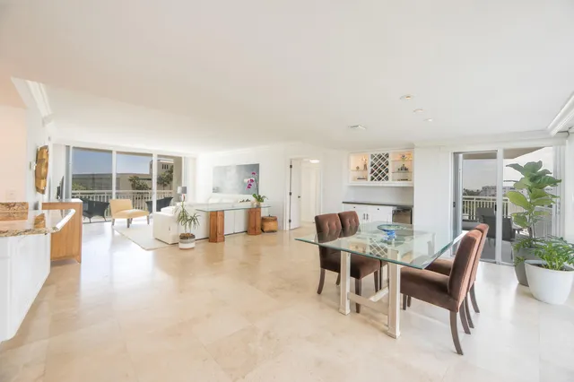 $15,000 | 2780 South Ocean Boulevard, Unit 512, Palm Beach, FL 33480