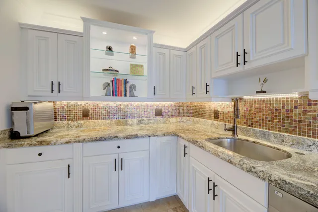 $15,000 | 2780 South Ocean Boulevard, Unit 512, Palm Beach, FL 33480