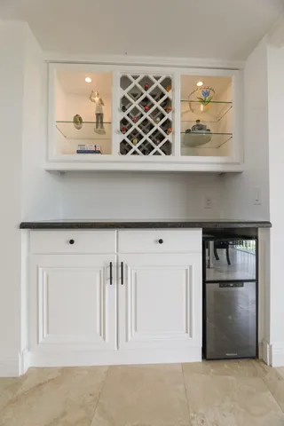 $15,000 | 2780 South Ocean Boulevard, Unit 512, Palm Beach, FL 33480