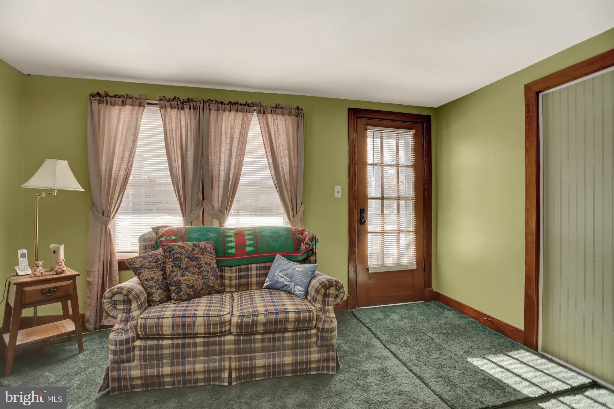 1707 Walnut Bottom Road Carlisle, PA 17015 - Photo 4 of 23 Gallery Image 4