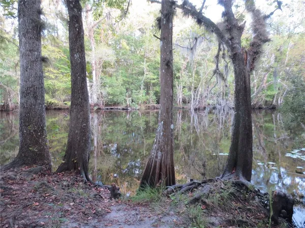 $99,900 | 5790 Southeast 183rd Terrace, Ocklawaha, FL 32179