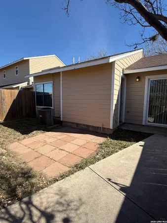 $148,500 | 9140 Timber Path, Unit 802, San Antonio, TX 78250