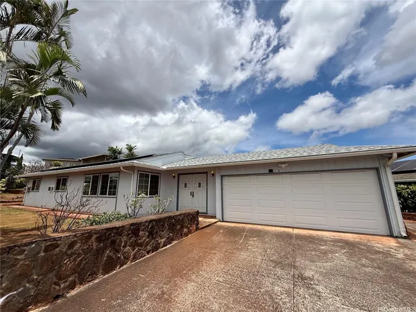 $3,500 | 94-744 Kupuohi Street, Waipahu, HI 96797