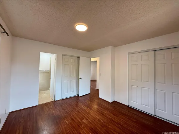 $3,500 | 94-744 Kupuohi Street, Waipahu, HI 96797