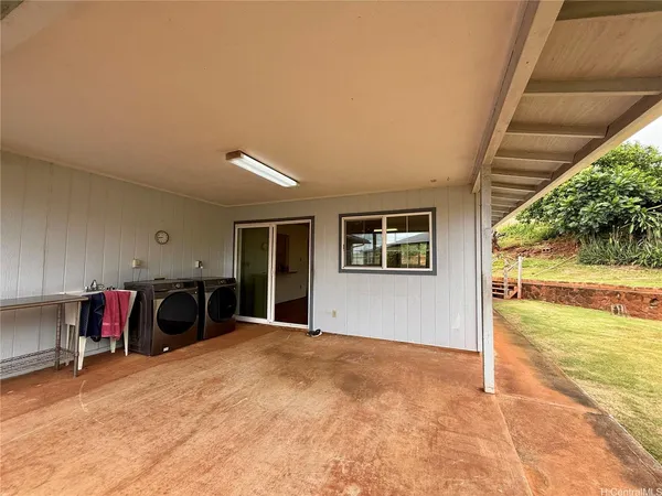 $3,500 | 94-744 Kupuohi Street, Waipahu, HI 96797