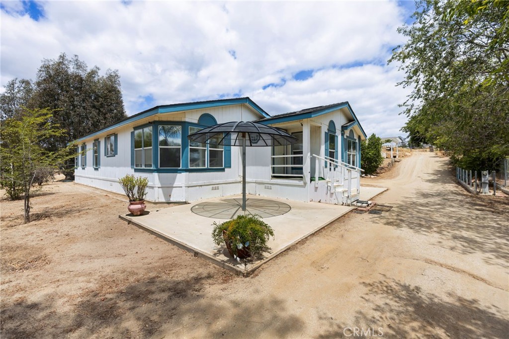 22265 Marquez Road Perris, CA 92570 - Photo 1 of 31