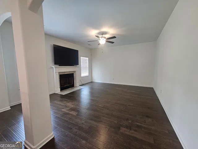 $2,700 | 16 St Georges Place, Sharpsburg, GA 30277