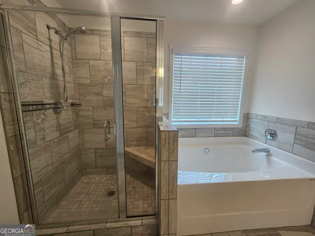 $2,700 | 16 St Georges Place, Sharpsburg, GA 30277