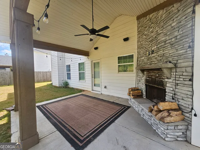 $2,700 | 16 St Georges Place, Sharpsburg, GA 30277