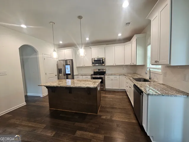 $2,700 | 16 St Georges Place, Sharpsburg, GA 30277