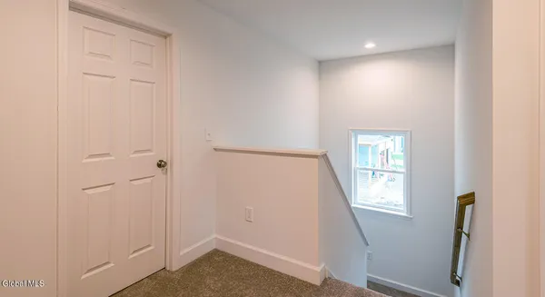$640,900 | 38 Heritage Way, Bethlehem, NY 12158