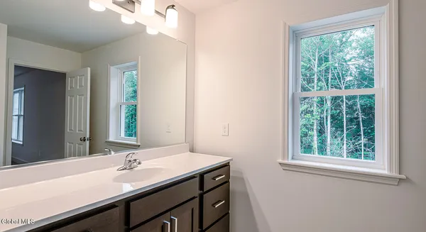$640,900 | 38 Heritage Way, Bethlehem, NY 12158