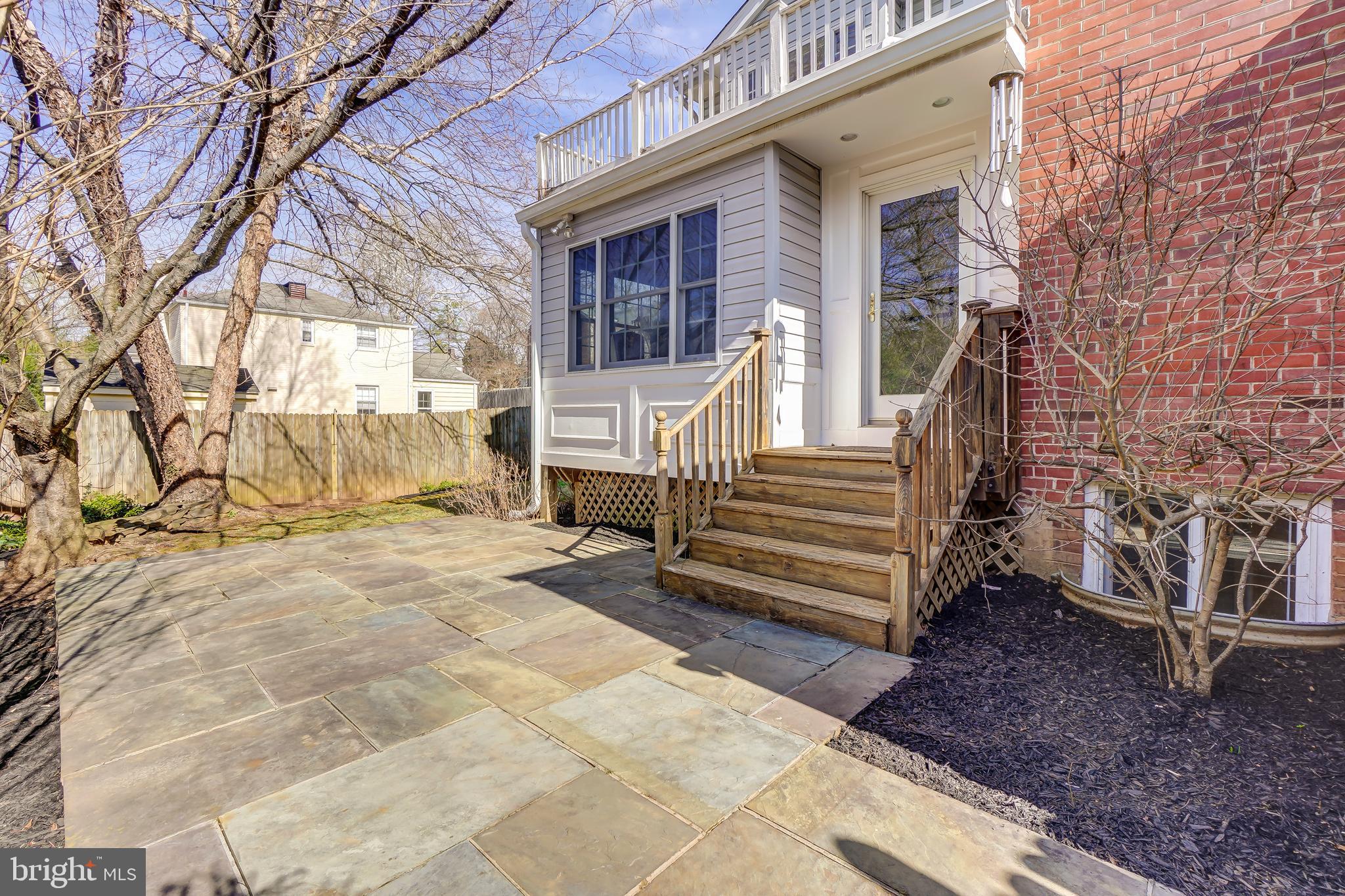 5308 Wakefield Road Bethesda, MD 20816 - Photo 18 of 38