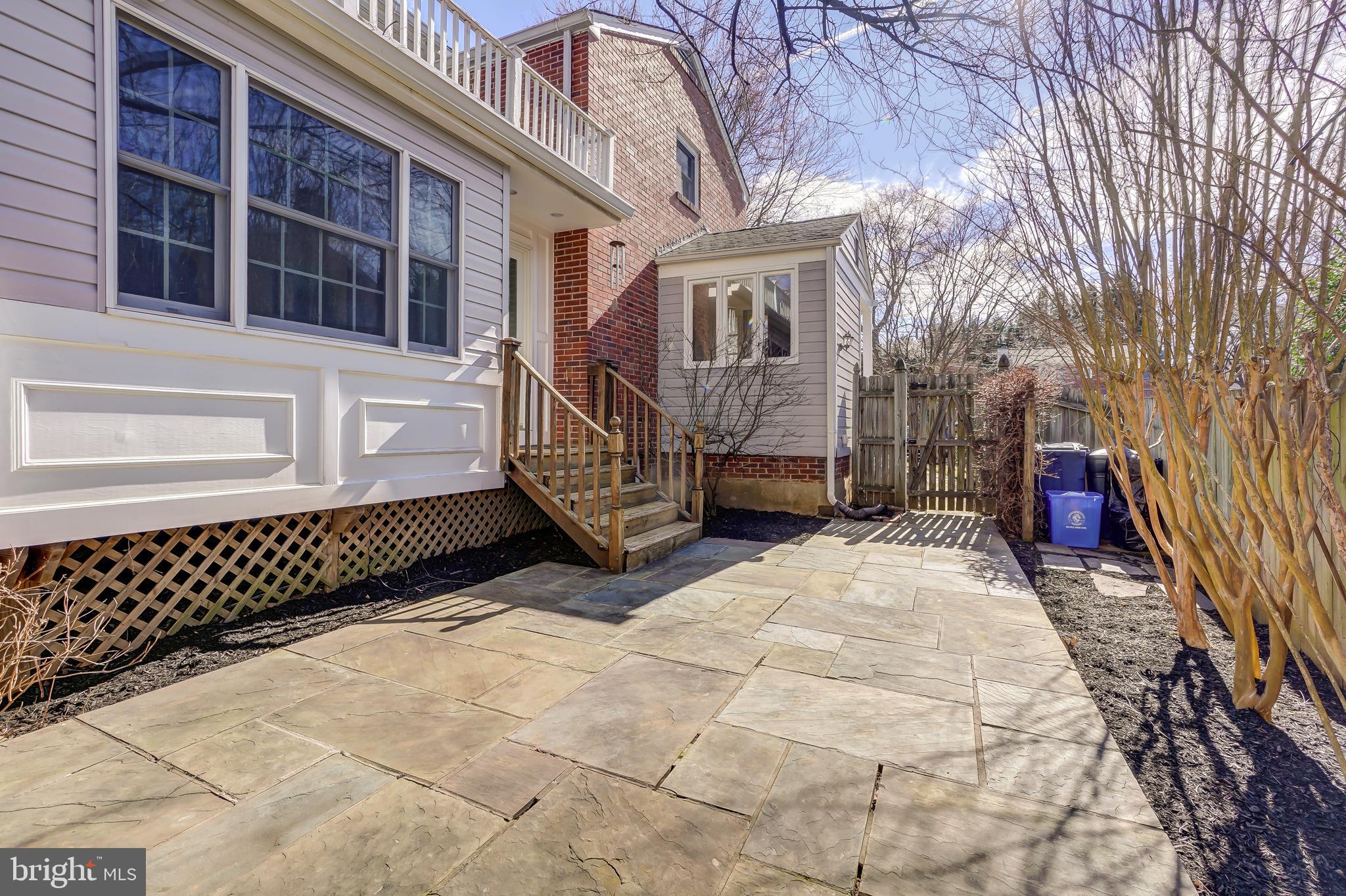 5308 Wakefield Road Bethesda, MD 20816 - Photo 19 of 38