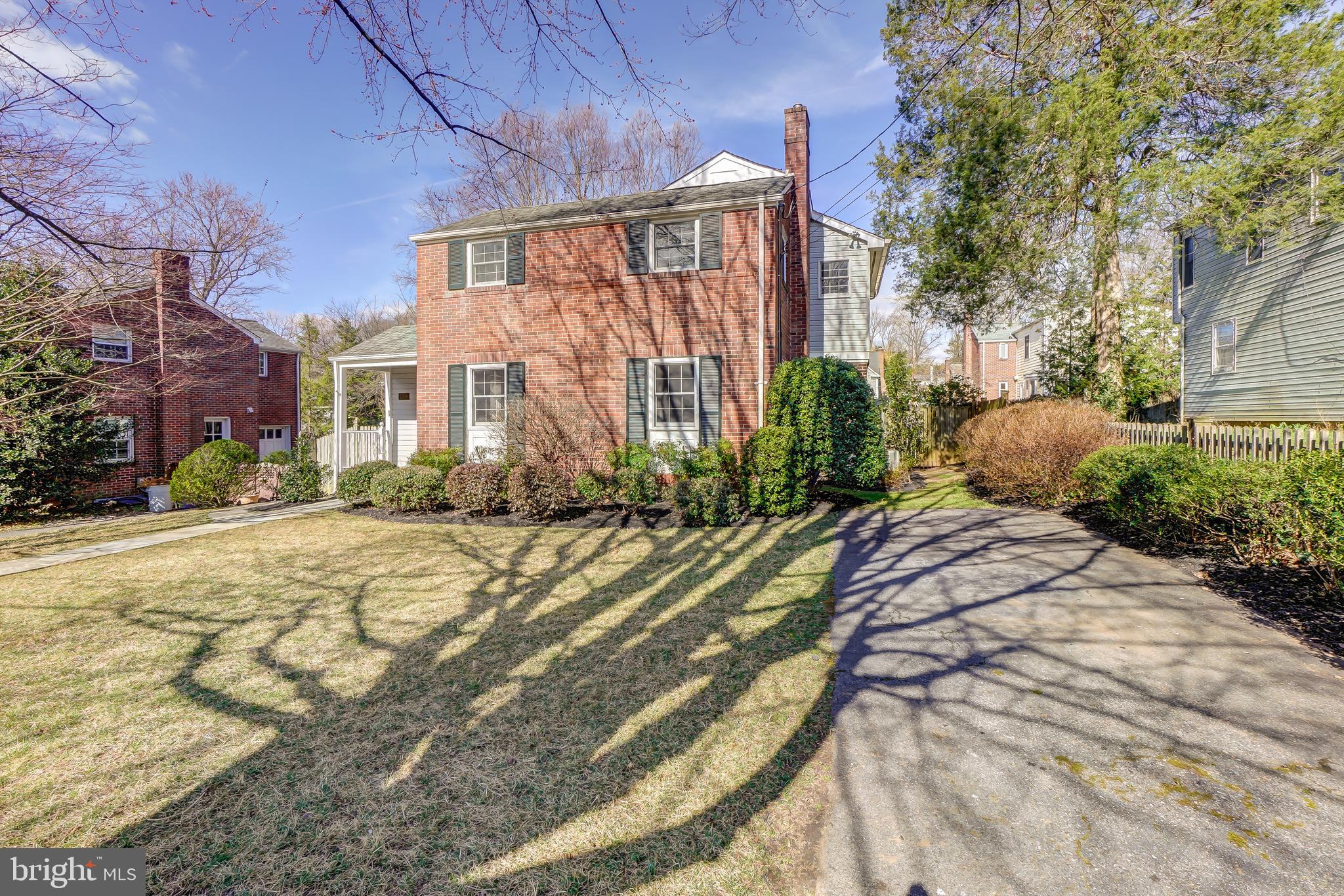 5308 Wakefield Road Bethesda, MD 20816 - Photo 2 of 38