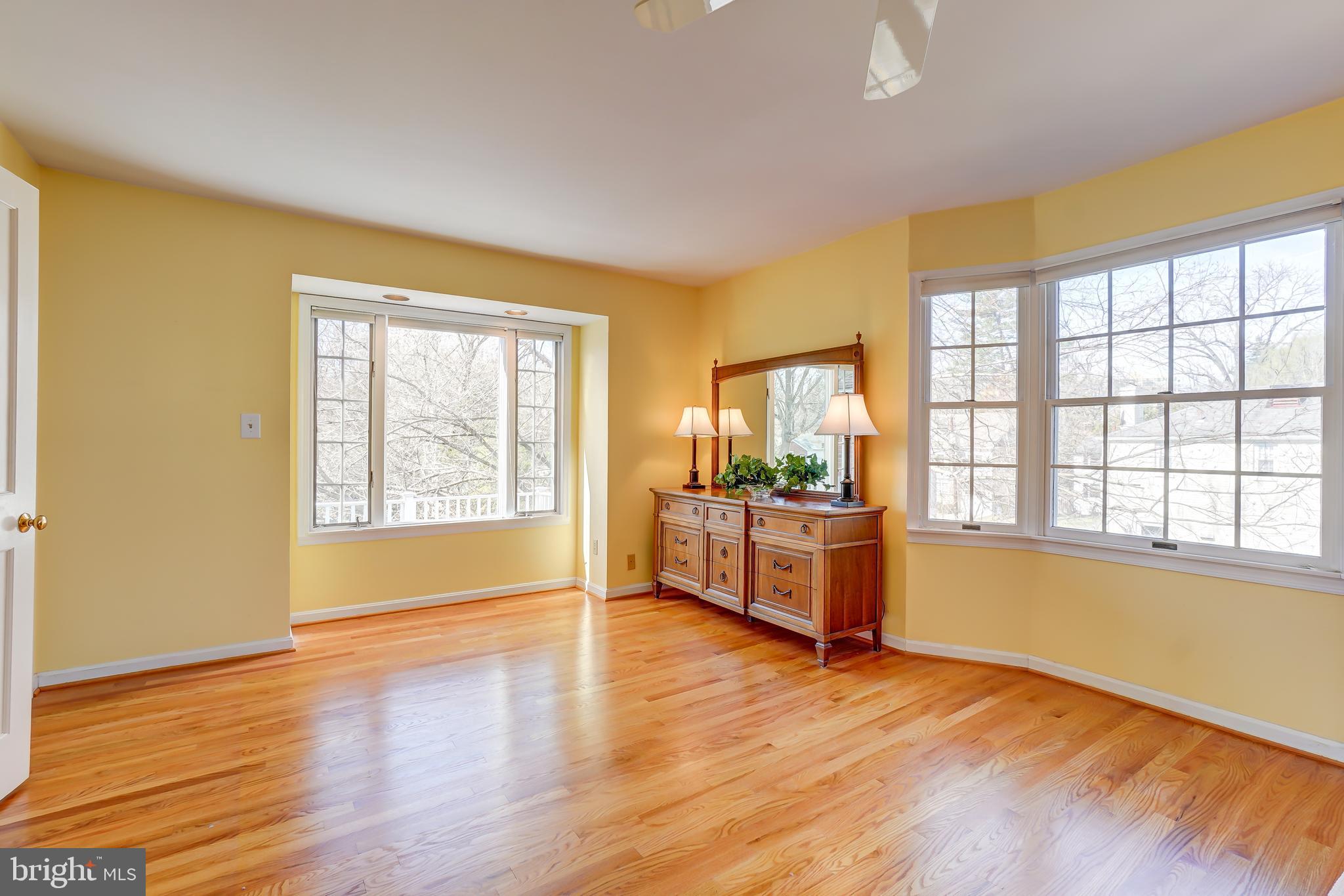 5308 Wakefield Road Bethesda, MD 20816 - Photo 25 of 38