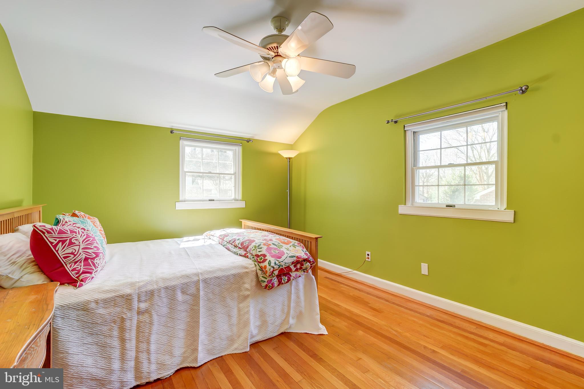 5308 Wakefield Road Bethesda, MD 20816 - Photo 27 of 38