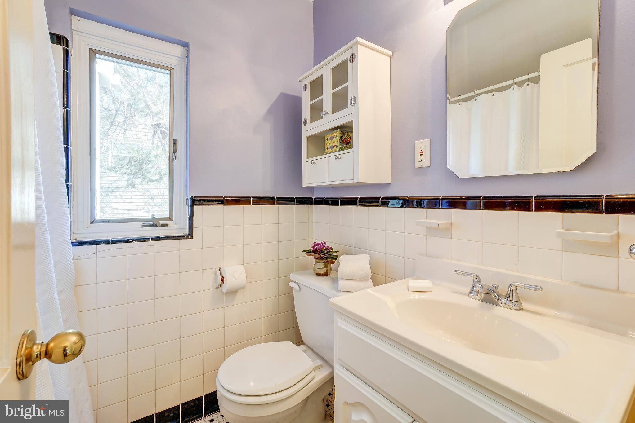 5308 Wakefield Road Bethesda, MD 20816 - Photo 28 of 38