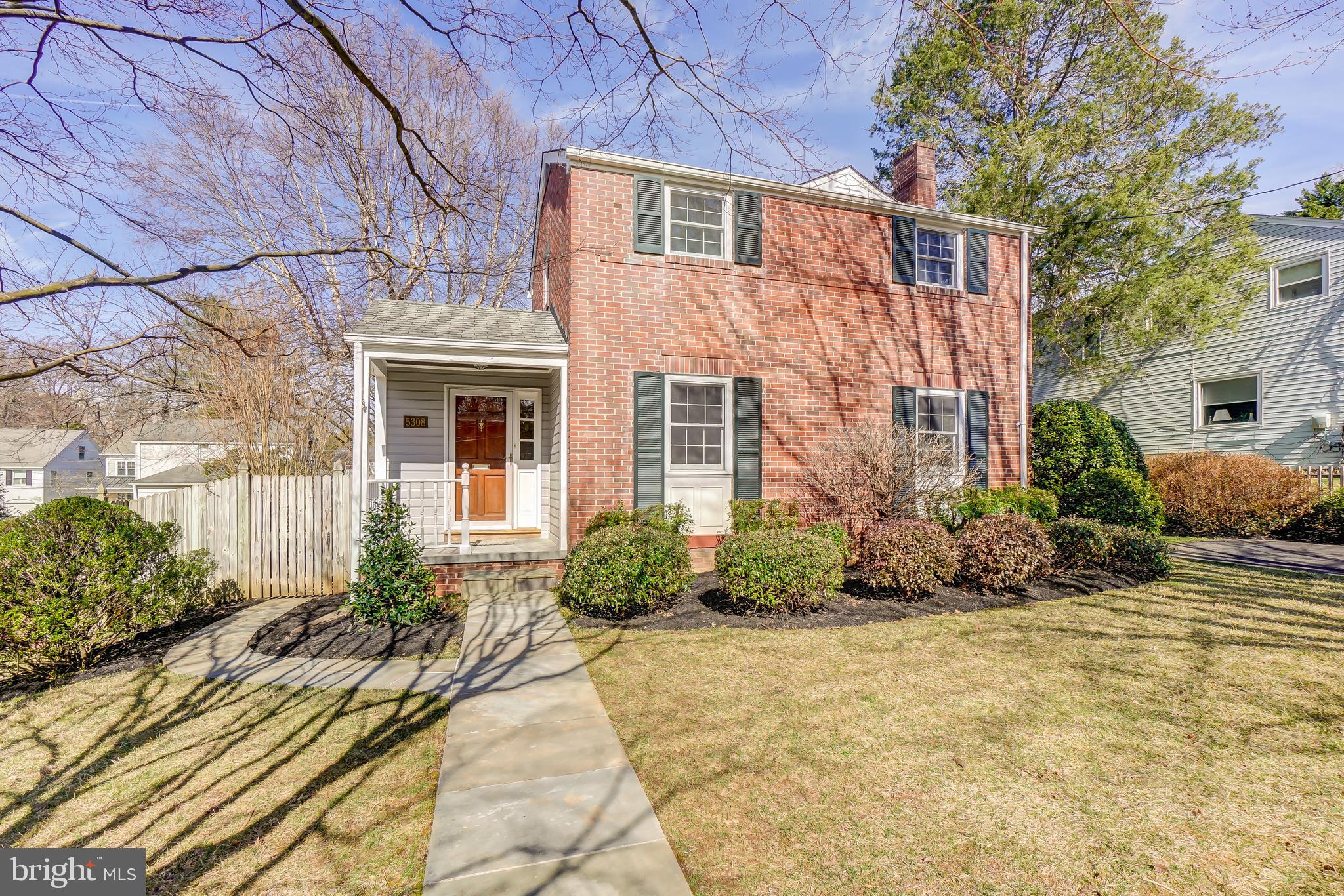 5308 Wakefield Road Bethesda, MD 20816 - Photo 3 of 38