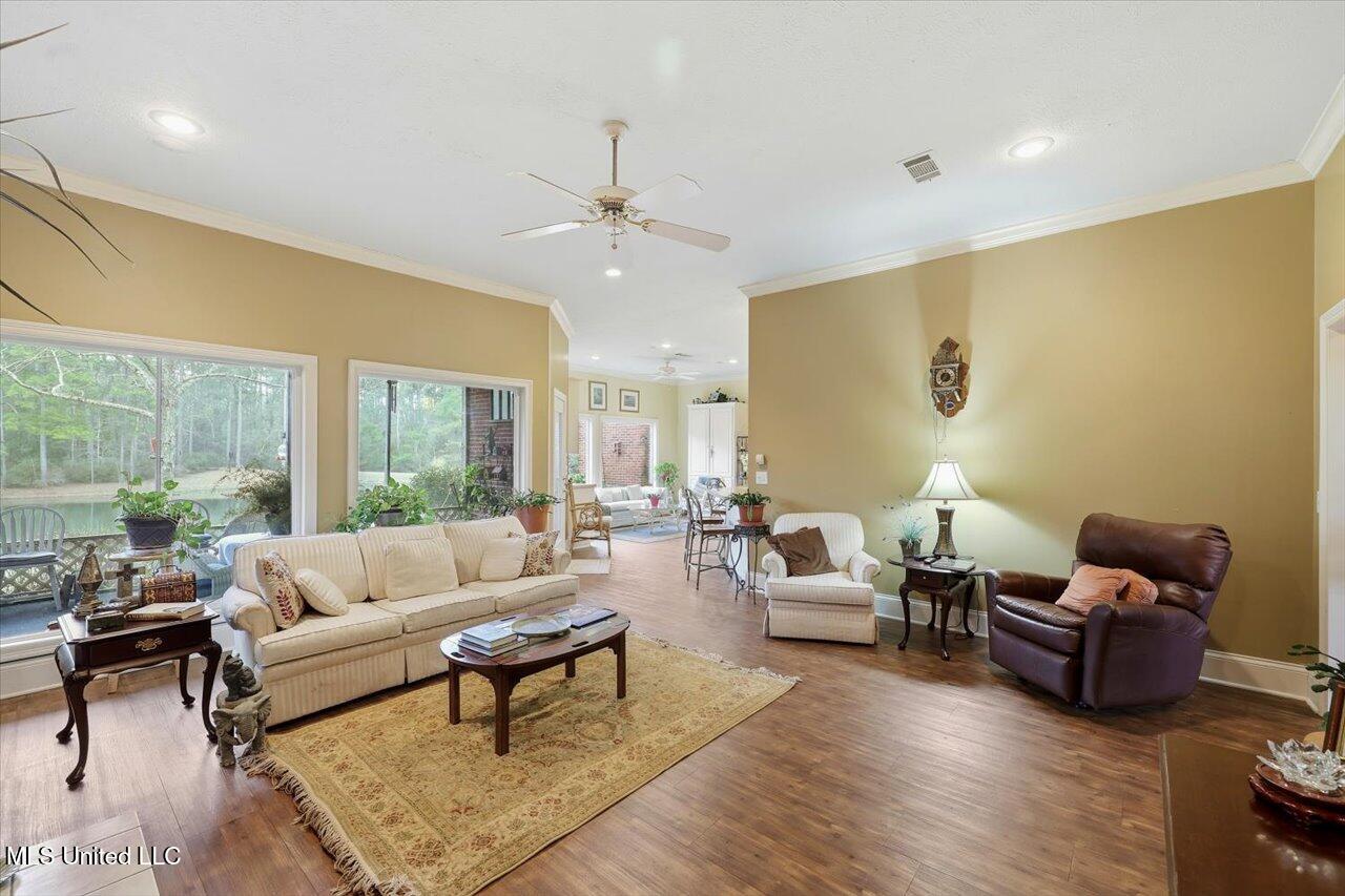 1407 Monterey Road Florence, MS 39073 - Photo 10 of 67 10-1407 Monterey Rd _ Home Tours MS