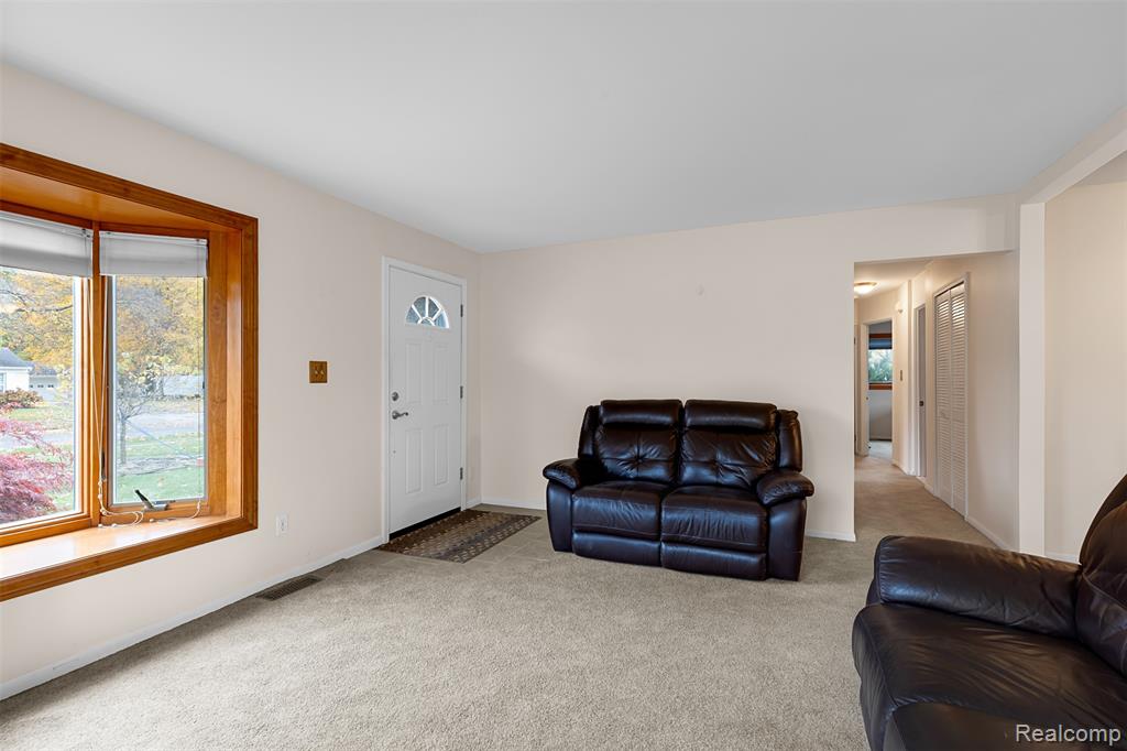 3282 Avon Manor Road Rochester Hills, MI 48307 - Photo 11 of 29