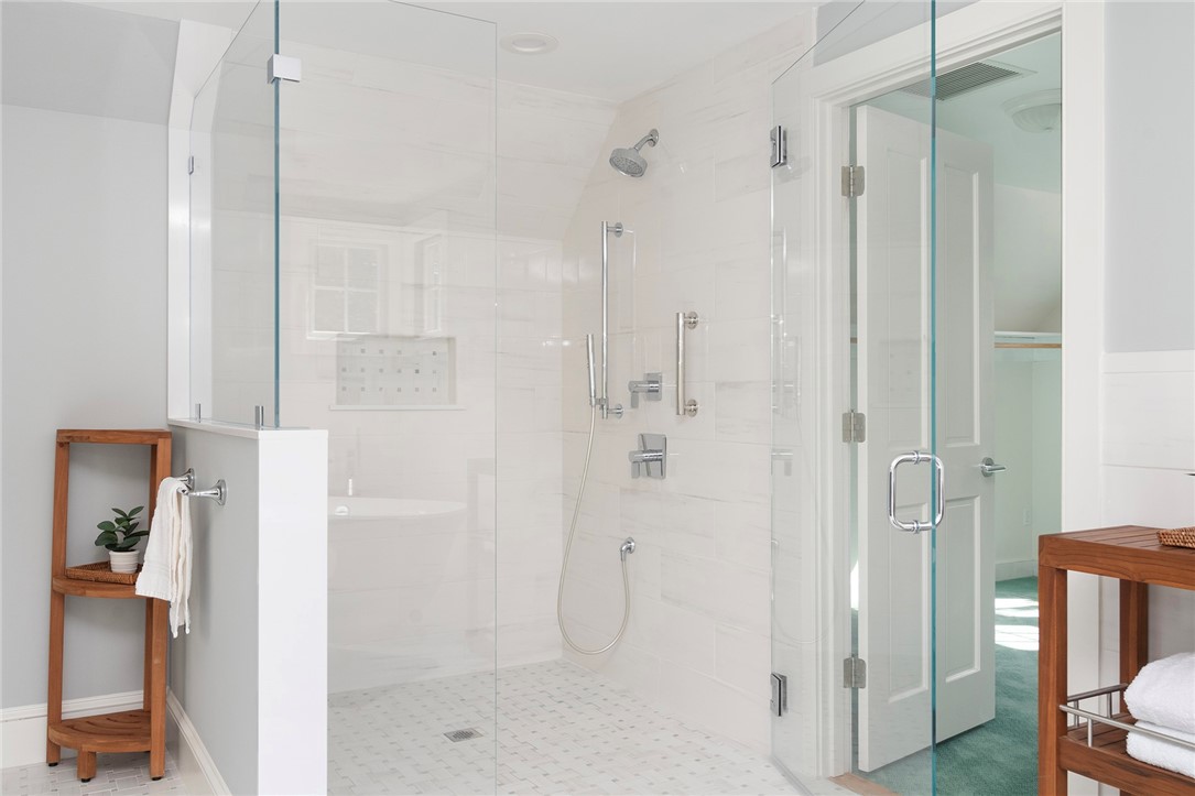 160 Read Street Seekonk, MA 02771 - Photo 32 of 47