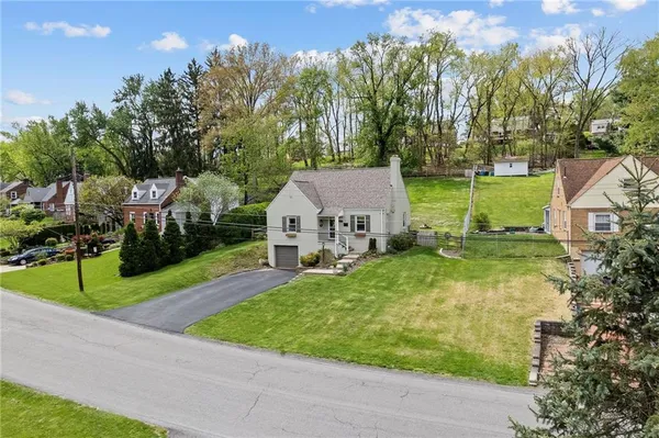 $335,000 | 528 Glenrock Drive, Bethel Park, PA 15102