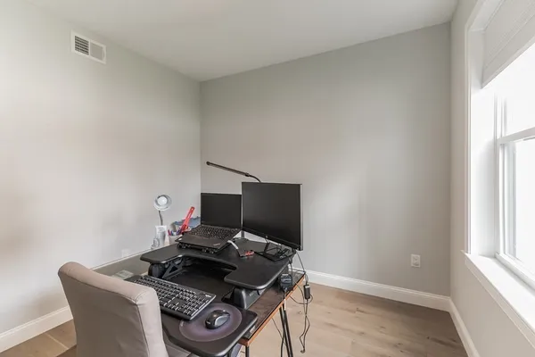 $4,875 | 54 Pleasant Street, Unit 5, Boston, MA 02125