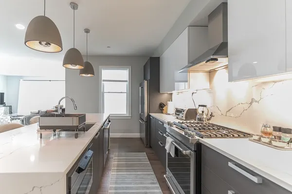 $4,875 | 54 Pleasant Street, Unit 5, Boston, MA 02125