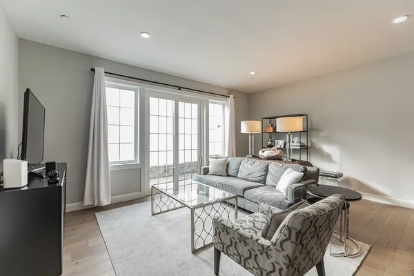 $4,875 | 54 Pleasant Street, Unit 5, Boston, MA 02125