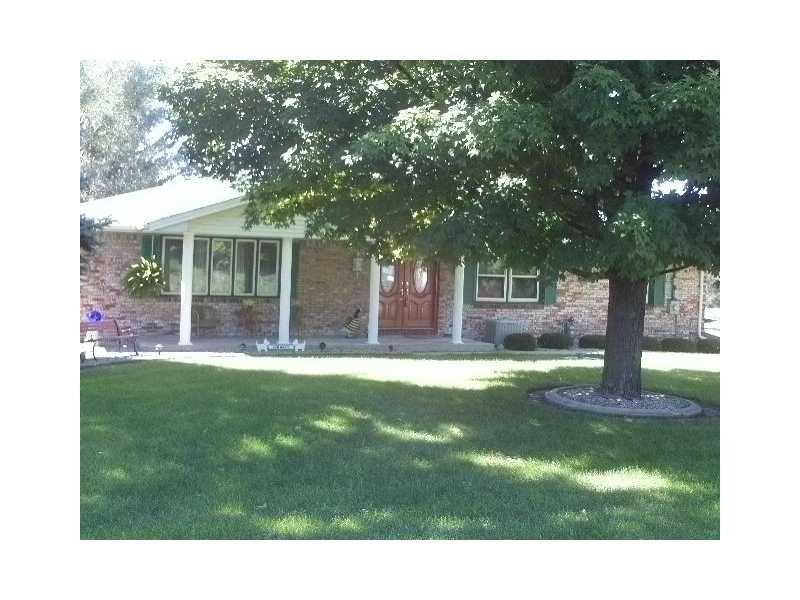 4301 South Ridgeview Road Anderson, IN 46013 - Photo 1 of 24 Gallery Image 1