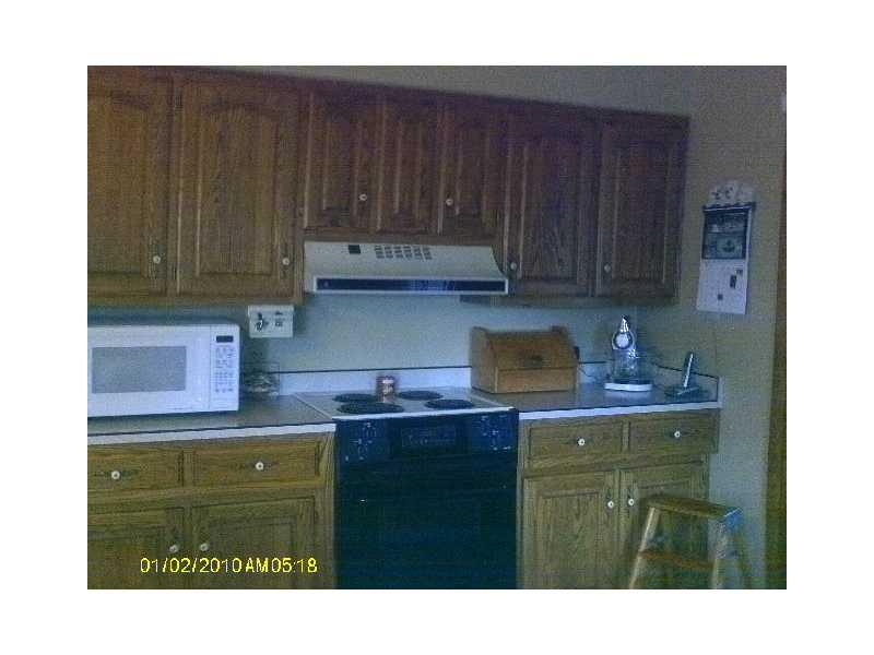 4301 South Ridgeview Road Anderson, IN 46013 - Photo 13 of 24 Gallery Image 13
