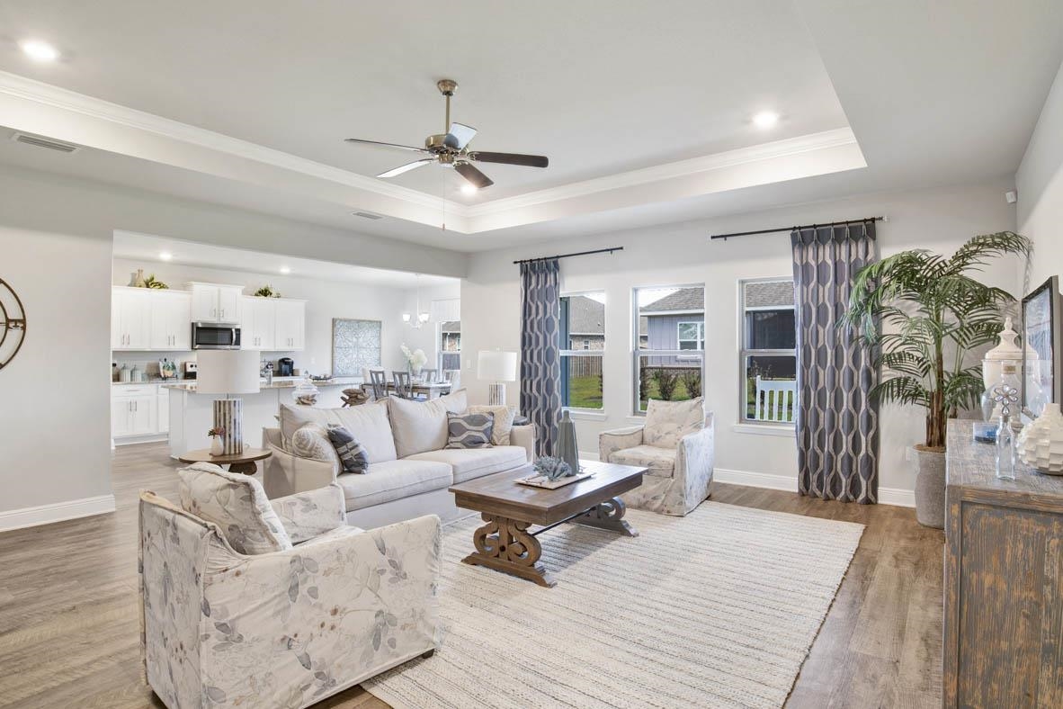 12895 Shoshoney Circle Fairhope, AL 36532 - Photo 4 of 30 Living Room