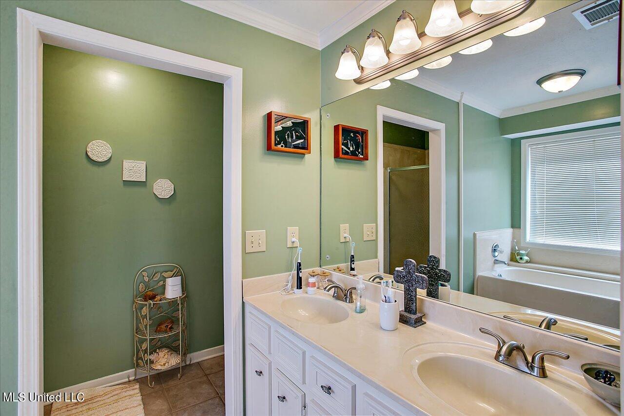 149 Oak Ridge Circle Madison, MS 39110 - Photo 18 of 30 18-149 Oak Ridge Cr