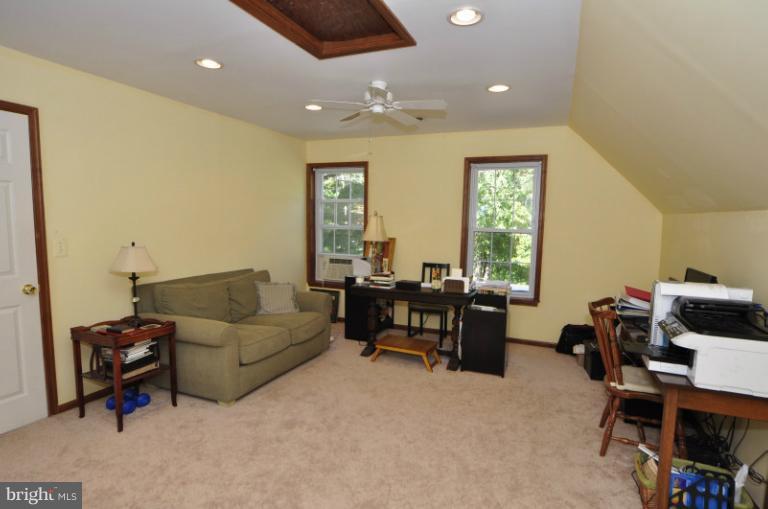 6779 Riley Road Warrenton, VA 20187 - Photo 16 of 30 Den