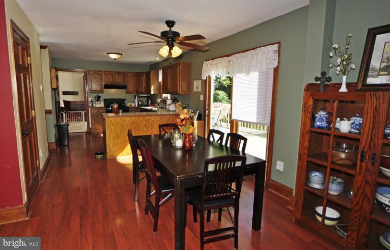 6779 Riley Road Warrenton, VA 20187 - Photo 19 of 30 Kitchen
