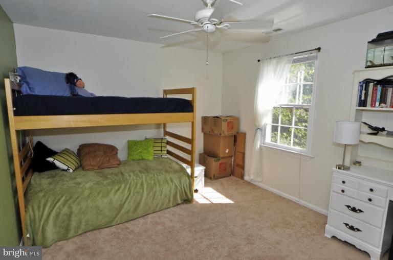 6779 Riley Road Warrenton, VA 20187 - Photo 27 of 30 Bedroom