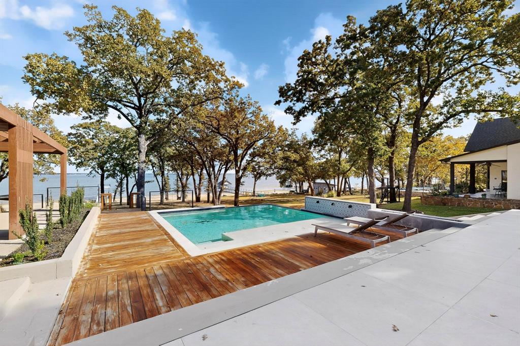8839 Southern Shore Kemp, TX 75143 - Photo 31 of 40 not sure