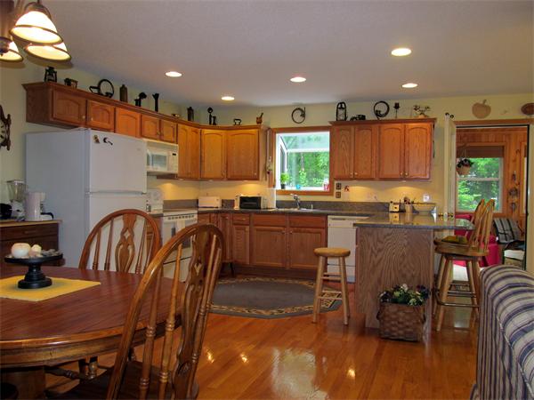 1004 Petersham Road Hardwick, MA 01037 - Photo 3 of 30 Gallery Image 3