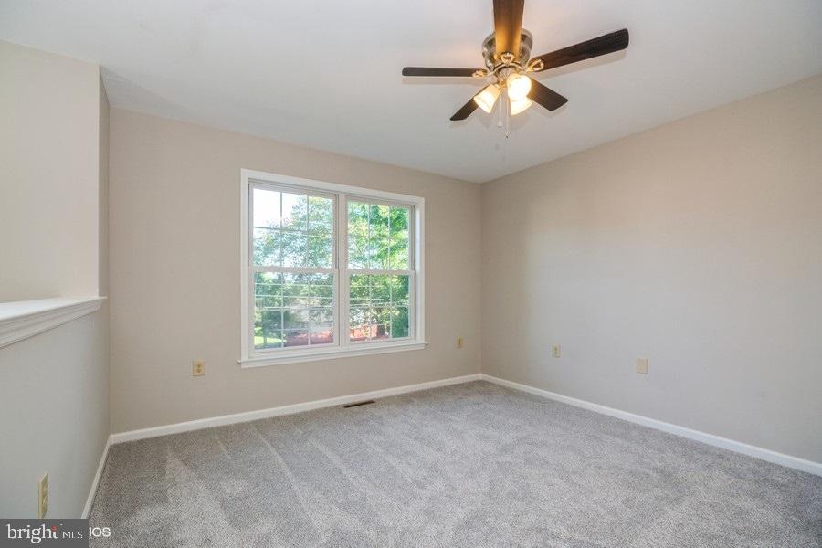427 Loop Road Pottstown, PA 19464 - Photo 2 of 14 Gallery Image 2