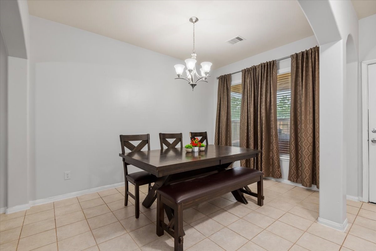 1827 Stieler Drive Houston, TX 77049 - Photo 12 of 39