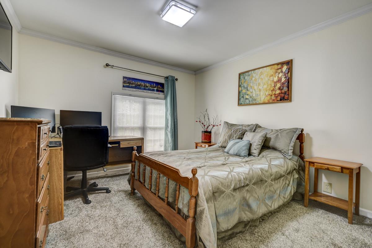 131 Dennis Road Hendersonville, TN 37075 - Photo 15 of 30 Master Bedroom with New Carpet/Pad