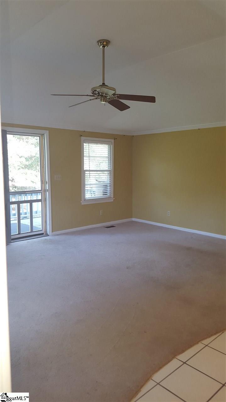 19 Farmington Road Greenville, SC 29605 - Photo 2 of 17