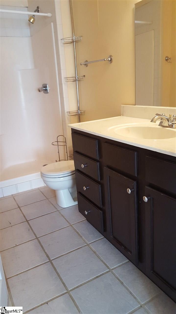 19 Farmington Road Greenville, SC 29605 - Photo 4 of 17
