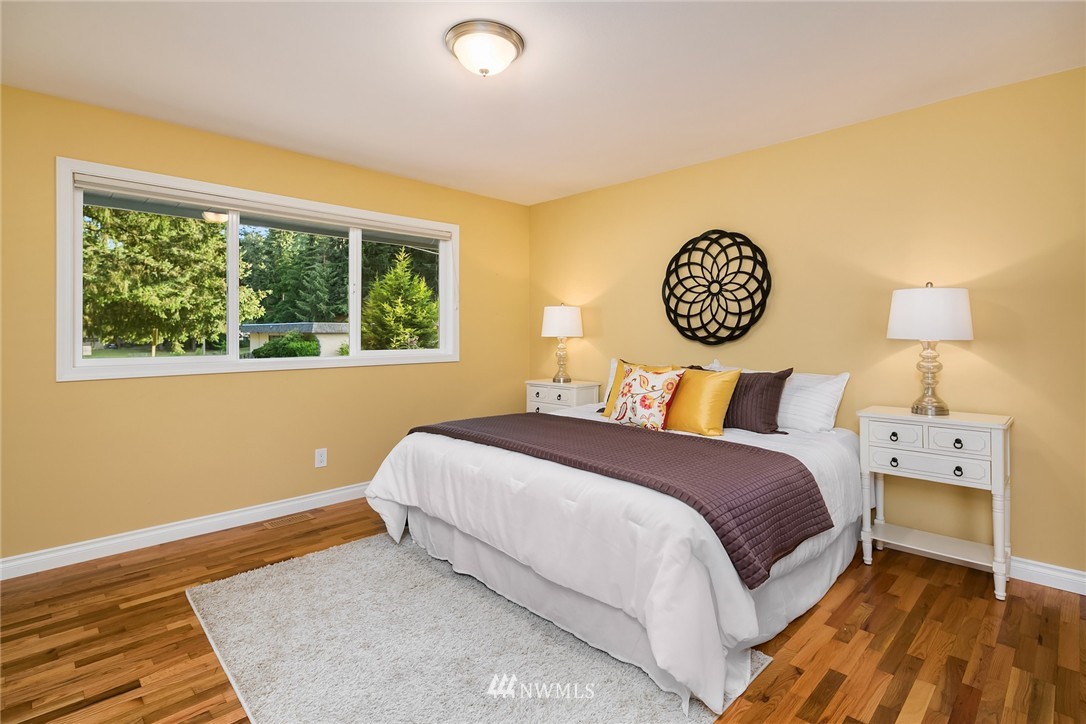 9903 232nd Street Southwest Edmonds, WA 98020 - Photo 11 of 25 Gallery Image 11