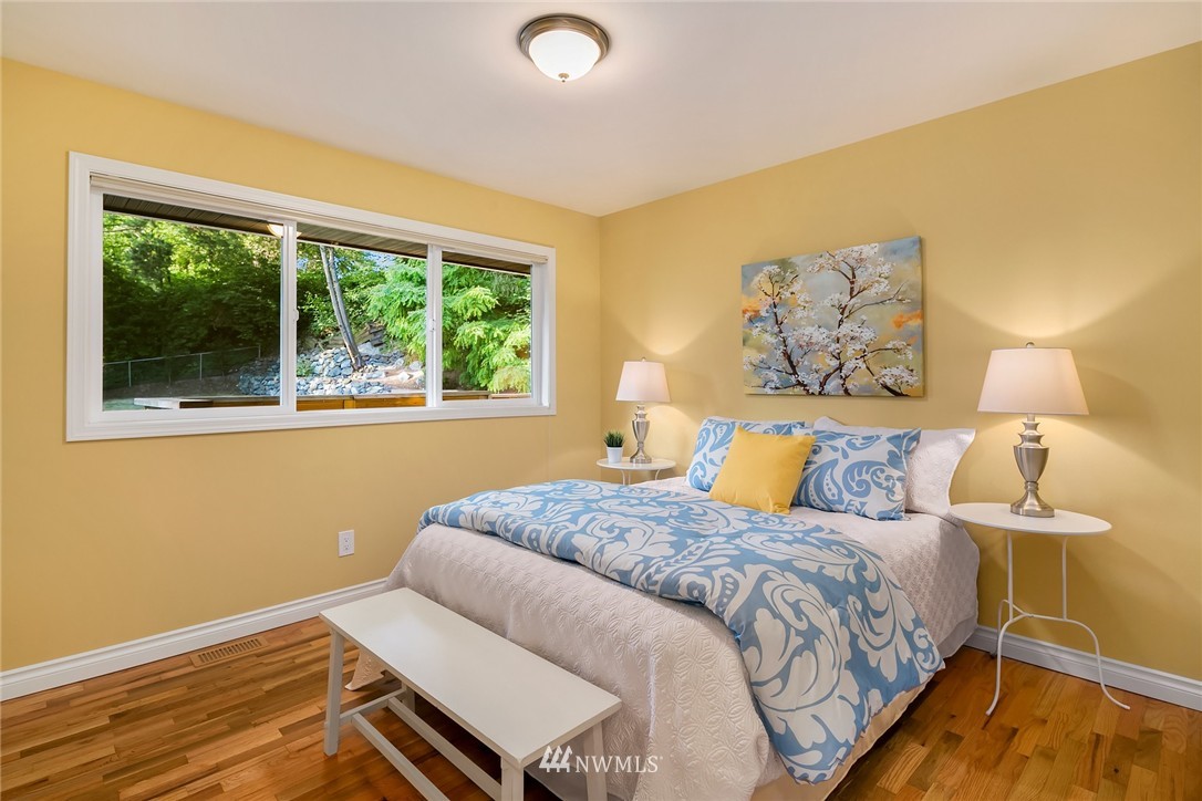 9903 232nd Street Southwest Edmonds, WA 98020 - Photo 14 of 25 Gallery Image 14