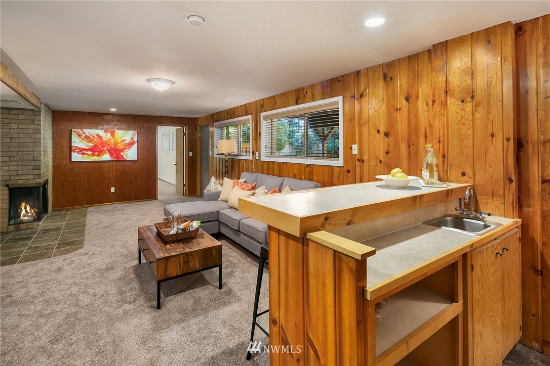 9903 232nd Street Southwest Edmonds, WA 98020 - Photo 16 of 25 Gallery Image 16