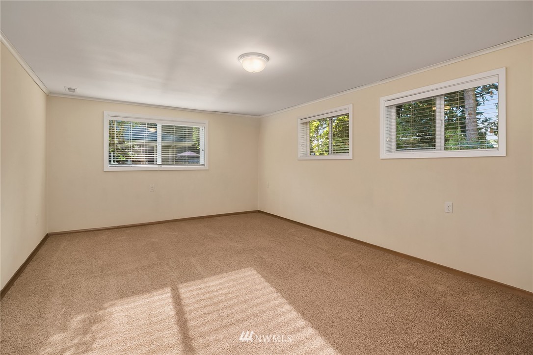 9903 232nd Street Southwest Edmonds, WA 98020 - Photo 20 of 25 Gallery Image 20