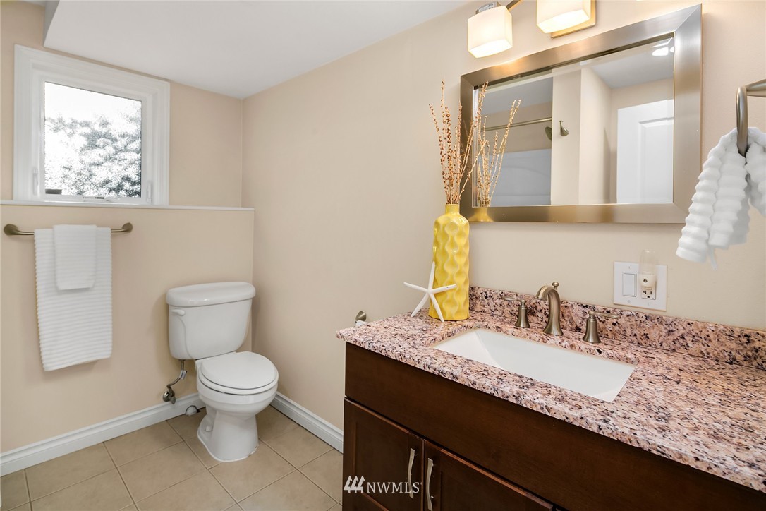 9903 232nd Street Southwest Edmonds, WA 98020 - Photo 21 of 25 Gallery Image 21