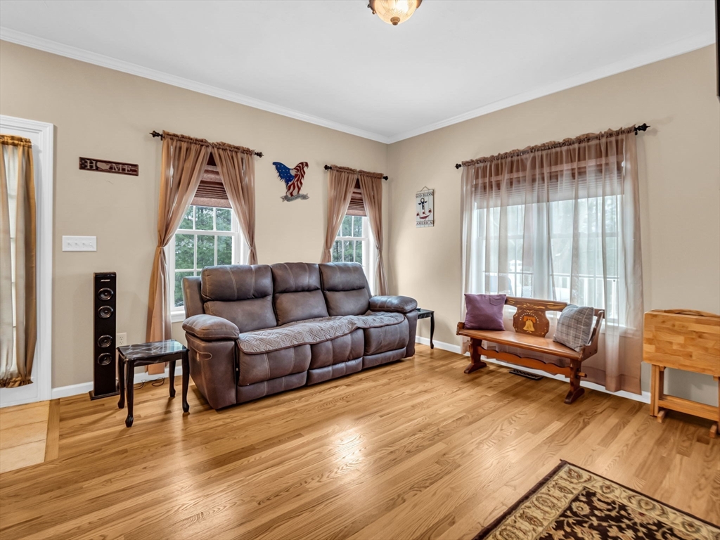 6 Queen Of Roses Lane, Unit 101 Uxbridge, MA 01569 - Photo 13 of 42 Gallery Image 13